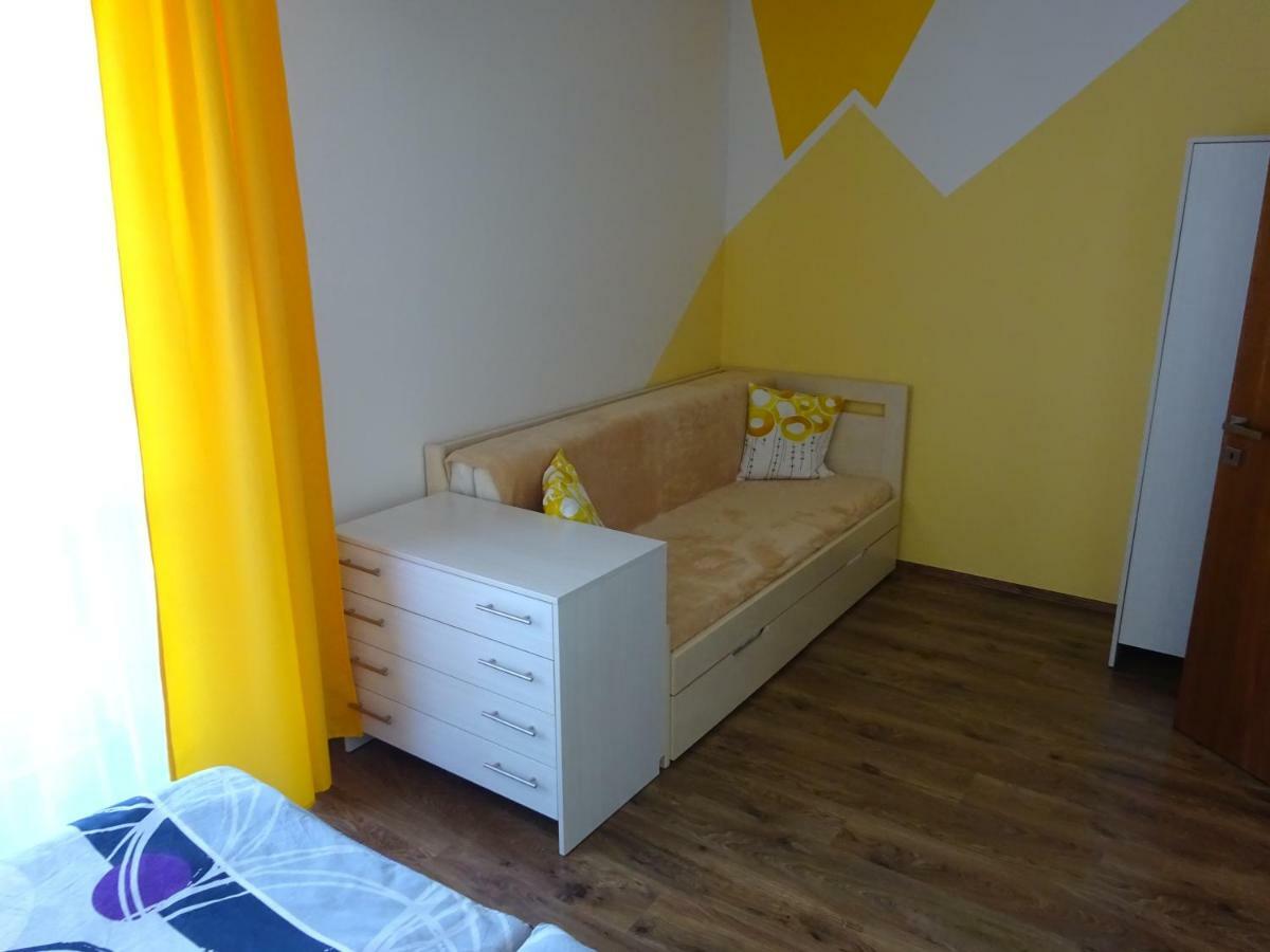 Sunny apartmány Veľká Lomnica Vel'ka Lomnica Exterior foto