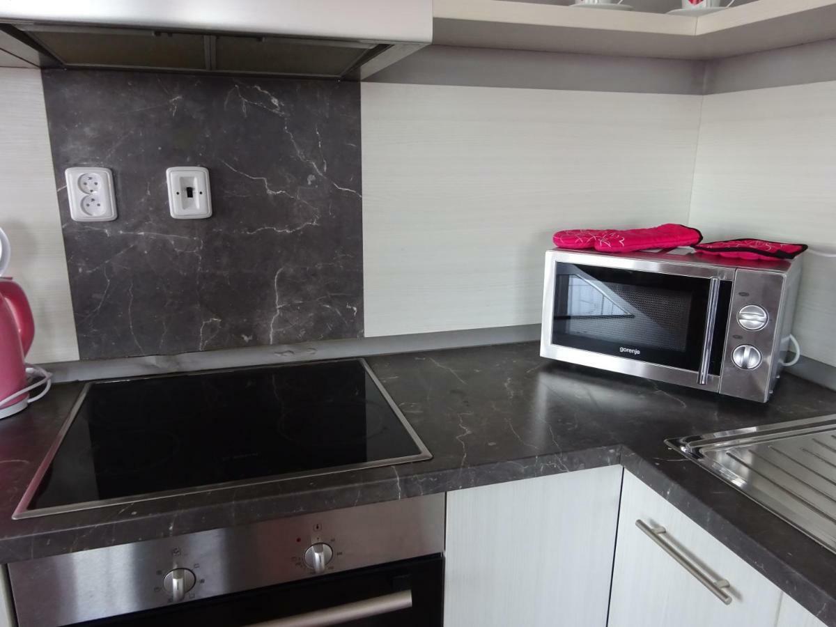 Sunny apartmány Veľká Lomnica Vel'ka Lomnica Exterior foto
