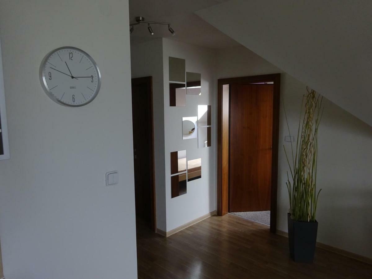 Sunny apartmány Veľká Lomnica Vel'ka Lomnica Exterior foto