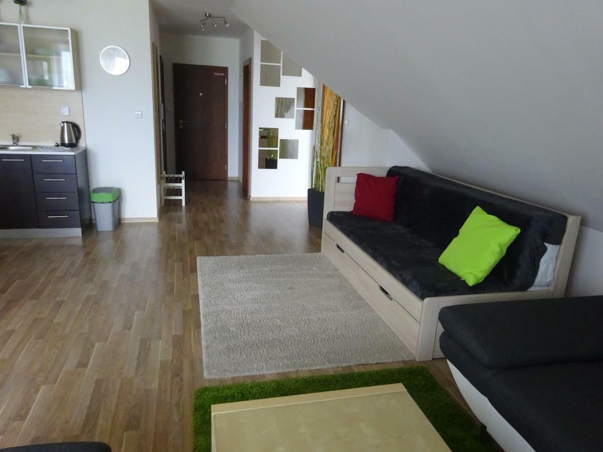 Sunny apartmány Veľká Lomnica Vel'ka Lomnica Exterior foto